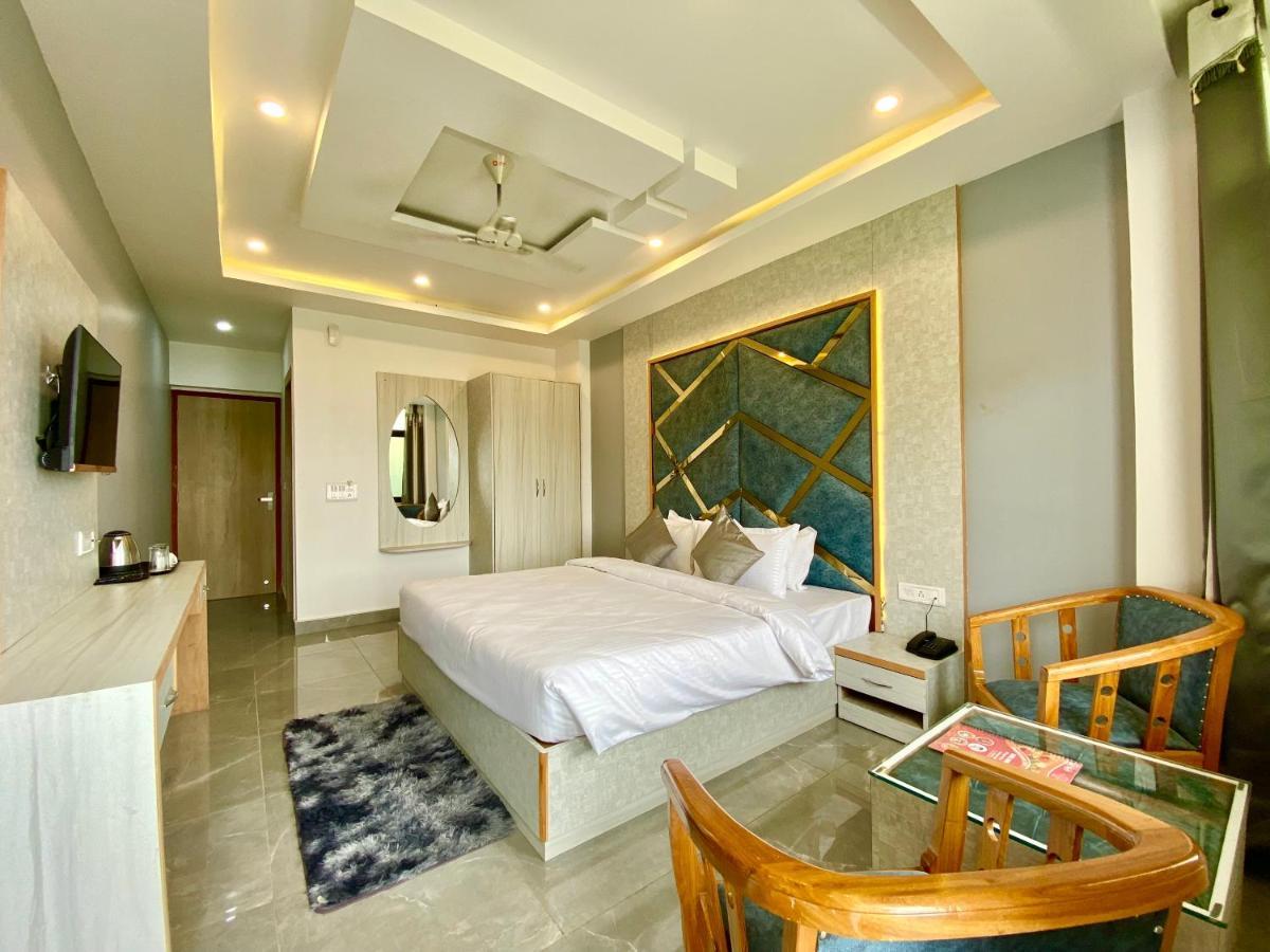 Hotel Kavita Palace Lansdowne Εξωτερικό φωτογραφία